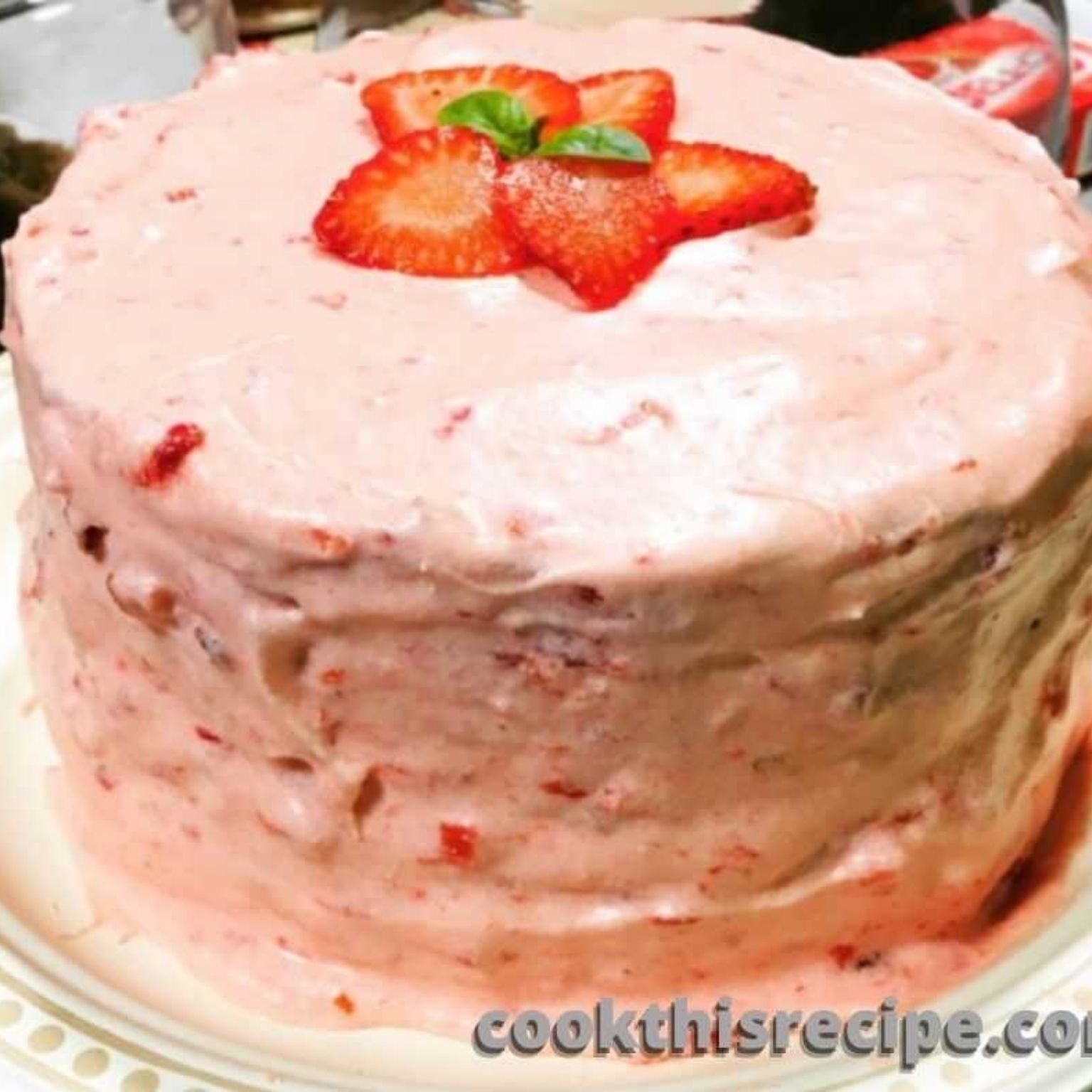 STRAWBERRY LEMONADE CAKE